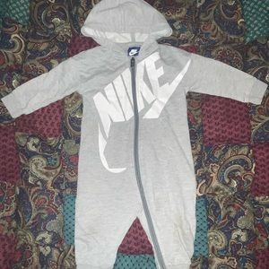 Nike one piece zip up size 9-12Months